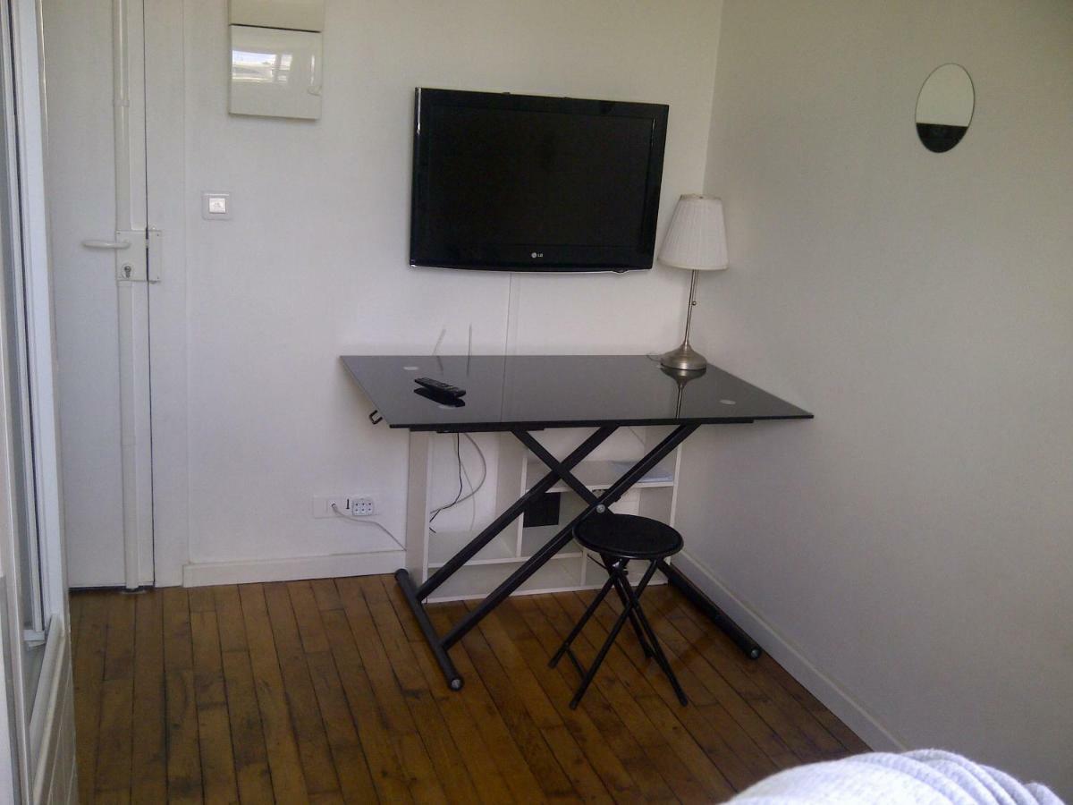 Single Room Paris Arc De Triomphe Exterior photo