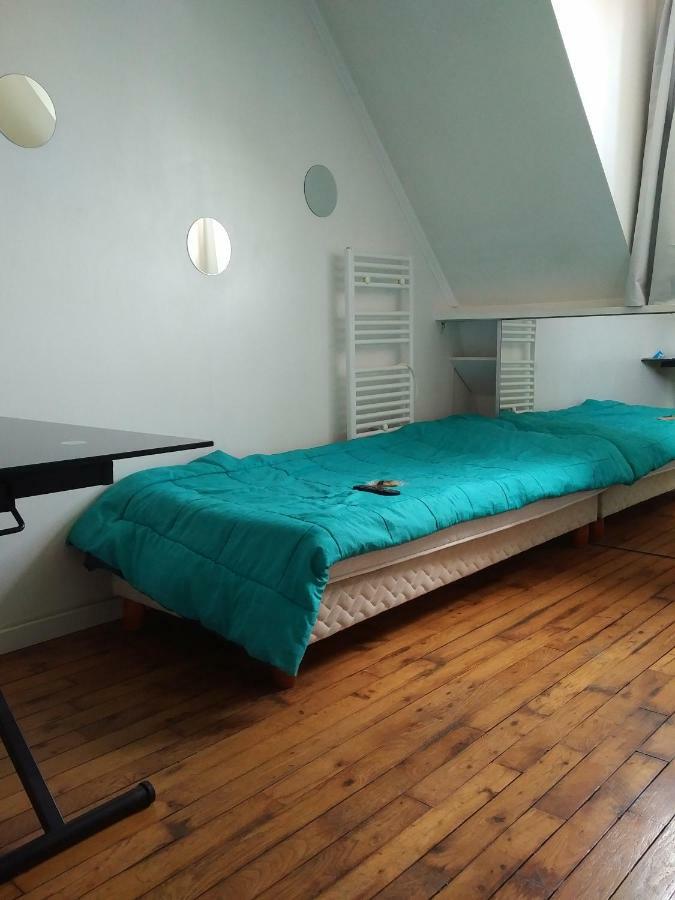 Single Room Paris Arc De Triomphe Exterior photo